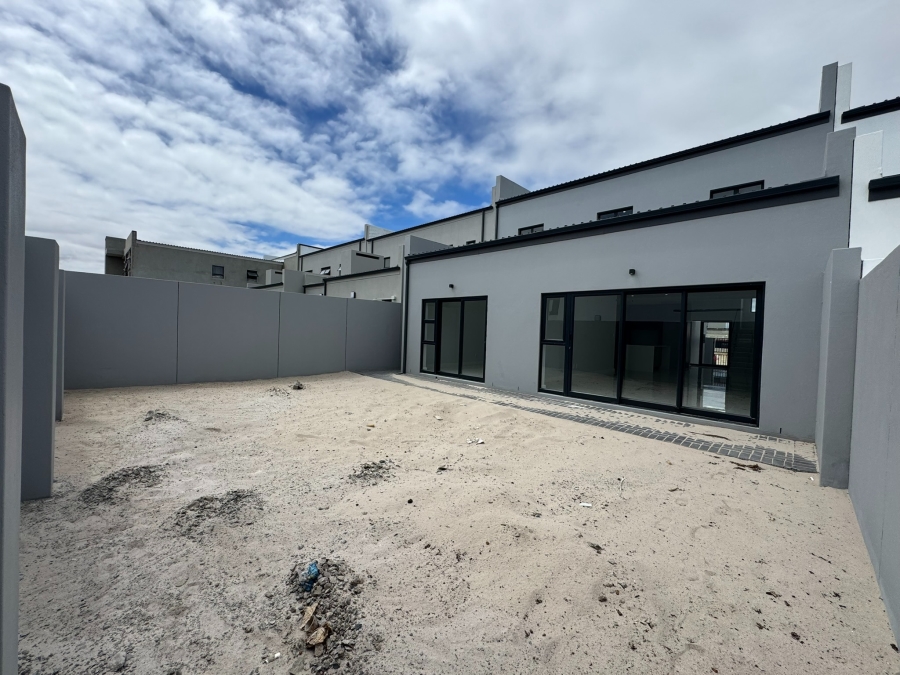 4 Bedroom Property for Sale in Sandown Western Cape